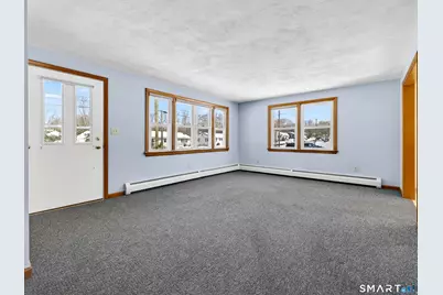 42 Roseleah Drive, Waterford, CT 06385 - Photo 9