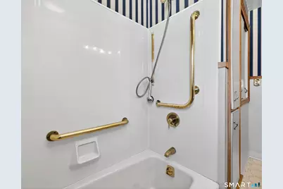 42 Roseleah Drive, Waterford, CT 06385 - Photo 23