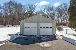 42 Roseleah Dr, Waterford, CT 06385 - Photo 33