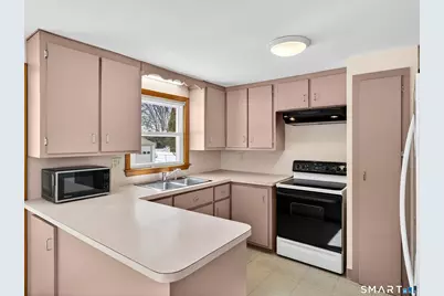 42 Roseleah Drive, Waterford, CT 06385 - Photo 31