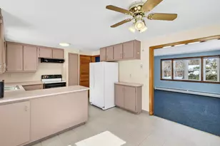 42 Roseleah Dr, Waterford, CT 06385 - Photo 11