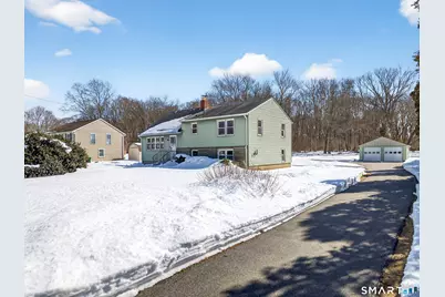 42 Roseleah Drive, Waterford, CT 06385 - Photo 3