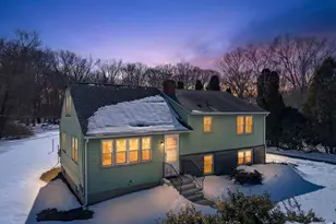 42 Roseleah Dr, Waterford, CT 06385 - Photo 1