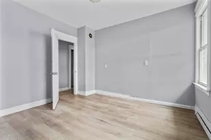 33 Albert Pl, Waterbury, CT 06702 - Photo 17