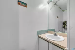 14 Newtown Rd, Danbury, CT 06810 - Photo 15