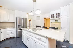 9 Hemlock Dr, New Hartford, CT 06057 - Photo 5