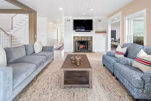 9 Sylvester Ct, Norwalk, CT 06855 - Photo 9