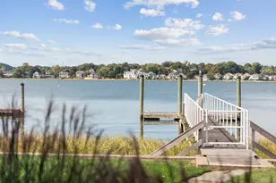 9 Sylvester Ct, Norwalk, CT 06855 - Photo 3