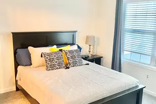 2390 State St, Hamden, CT 06517 - Photo 25