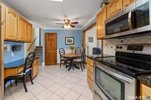 49 Stannard Ave, Branford, CT 06405 - Photo 7