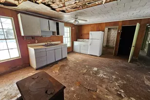 1004 Jerome Ave, Bristol, CT 06010 - Photo 11