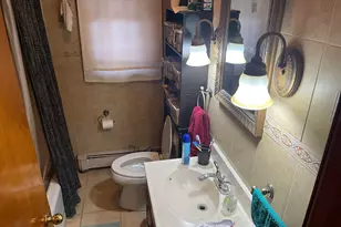 52 Bennett Ave, Waterbury, CT 06708 - Photo 11