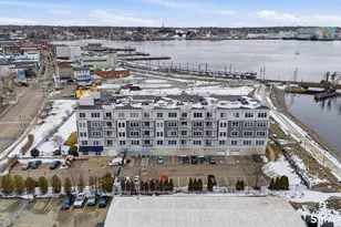 400 Bank St, New London, CT 06320 - Photo 1