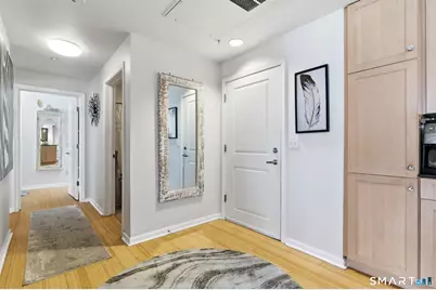 400 Bank Street #APT 402, New London, CT 06320 - Photo 5