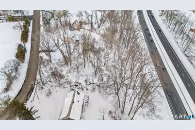 928 Wintergreen Avenue, Hamden, CT 06514 - Photo 9