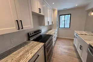 103 Heritage Vlg, Southbury, CT 06488 - Photo 5