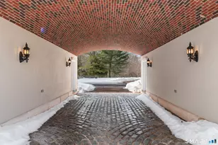 4 Cowdray Park Dr, Greenwich, CT 06831 - Photo 39