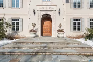 4 Cowdray Park Dr, Greenwich, CT 06831 - Photo 3