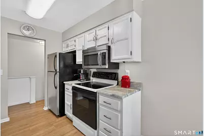 334 Foxwood Lane #334, Milford, CT 06461 - Photo 9