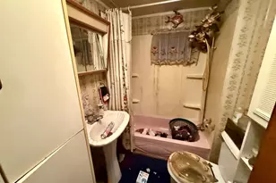 464 Lopus Rd, Beacon Falls, CT 06403 - Photo 7