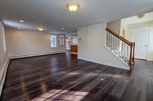 6 Hillside Ct, Middletown, CT 06457 - Photo 3