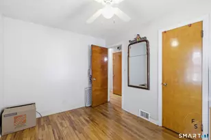 515 Birdseye St, Stratford, CT 06615 - Photo 15