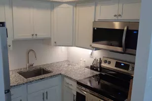 22 Dr Martin Luther Kin Dr, Norwalk, CT 06851 - Photo 7