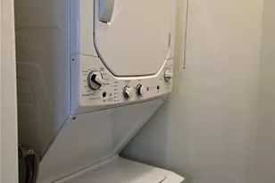 1283 Hope St, Stamford, CT 06907 - Photo 7