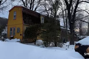 5 Charles St, Windham, CT 06226 - Photo 5