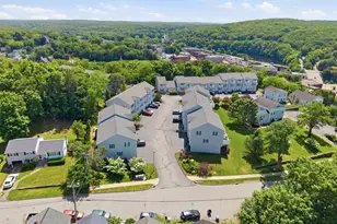 35 Harbor View Ln, Norwich, CT 06360 - Photo 3
