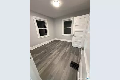 36 Carver Street #1, Bridgeport, CT 06610 - Photo 13