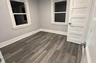 36 Carver St, Bridgeport, CT 06610 - Photo 13