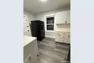 36 Carver Street #1, Bridgeport, CT 06610 - Photo 5