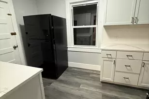 36 Carver St, Bridgeport, CT 06610 - Photo 5