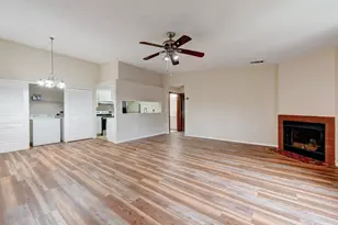 17 Little Oak Ln, Rocky Hill, CT 06067 - Photo 7