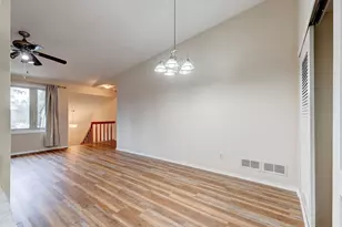 17 Little Oak Ln, Rocky Hill, CT 06067 - Photo 5