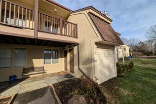 17 Little Oak Ln, Rocky Hill, CT 06067 - Photo 5