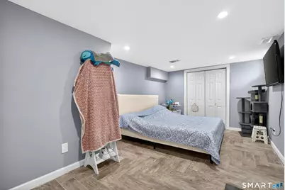 76 Center Street, West Haven, CT 06516 - Photo 27