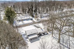 317 Narrow Ln, Orange, CT 06477 - Photo 35