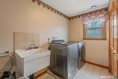 238 Two Rod Highway, Wethersfield, CT 06109 - Photo 25