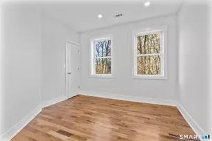 54 Plaza Ave, Waterbury, CT 06710 - Photo 7