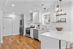 54 Plaza Ave, Waterbury, CT 06710 - Photo 13