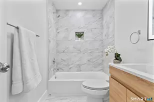 54 Plaza Ave, Waterbury, CT 06710 - Photo 9