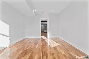 54 Plaza Ave, Waterbury, CT 06710 - Photo 5