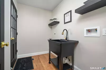 34 Lindencrest Drive, Danbury, CT 06811 - Photo 15