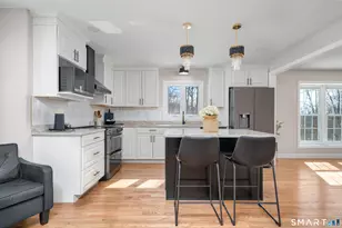 34 Lindencrest Dr, Danbury, CT 06811 - Photo 13