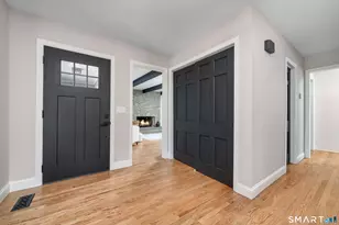 34 Lindencrest Dr, Danbury, CT 06811 - Photo 3