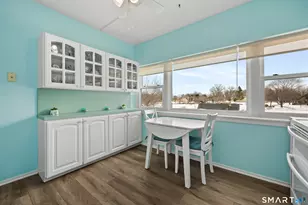 85 Viscount Dr, Milford, CT 06460 - Photo 9