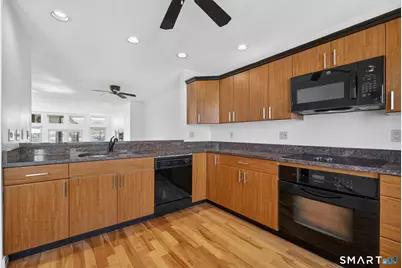 49 Steamboat Wharf #49, Groton, CT 06355 - Photo 13