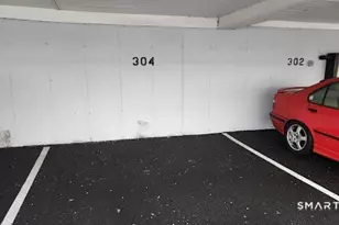 115 Short Beach Rd, Stratford, CT 06615 - Photo 21